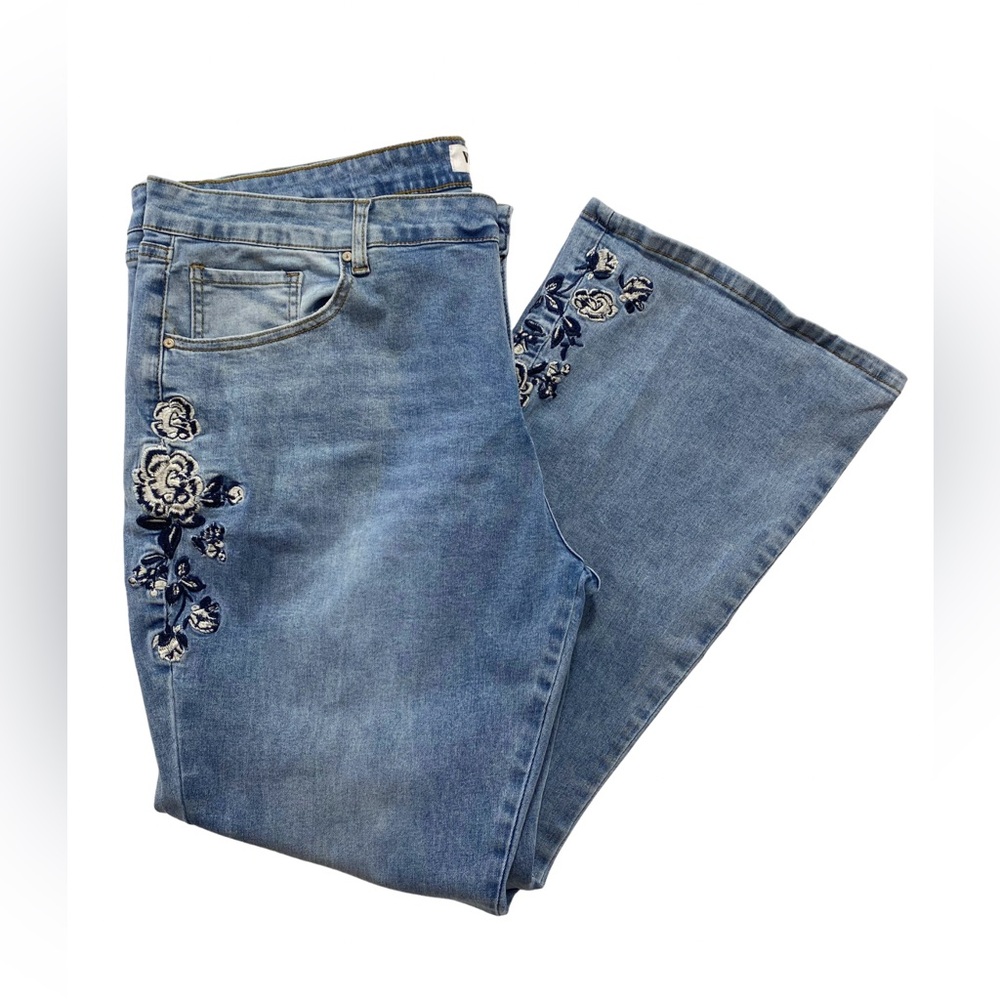 Floral Embroidered Flare Jeans Women’s 4XL VIP Honey Light Blue Denim Wide Leg